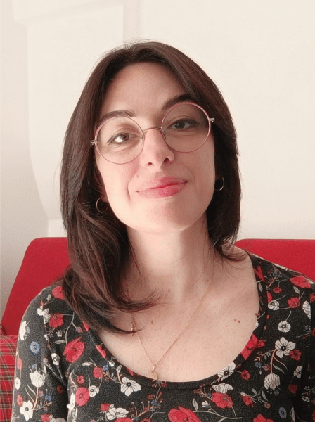 Angela Perrini: Illustrator Headshot