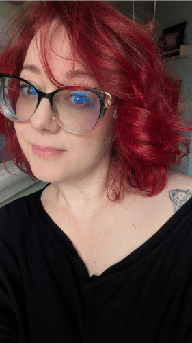 Stella Maris Mongodi: Illustrator Headshot