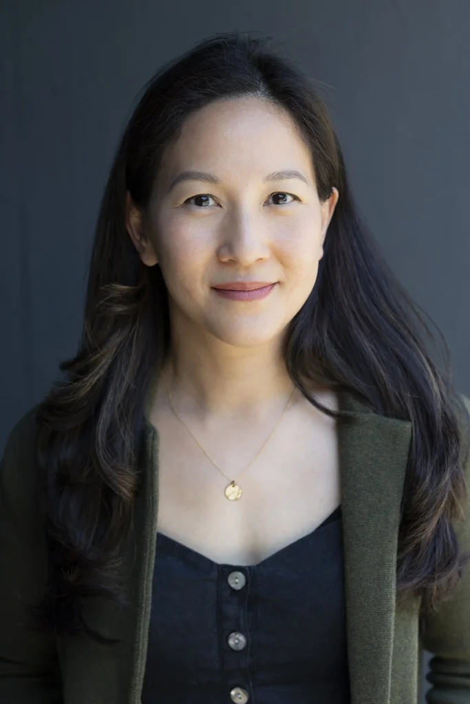 Julia Kuo Illustrator Headshot