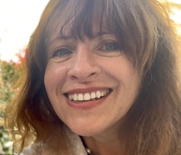 Author headshot of Mari Pili Rey