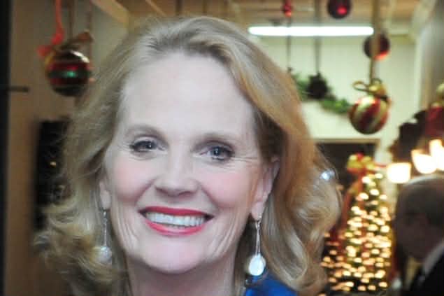 Author headshot of Cindy Miller