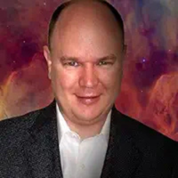 Author headshot of Derek Reid