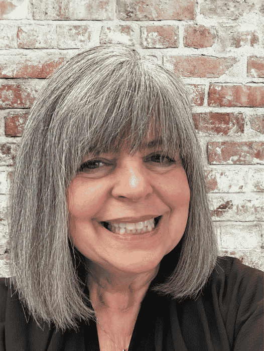 Author headshot of Lisa Ullrich