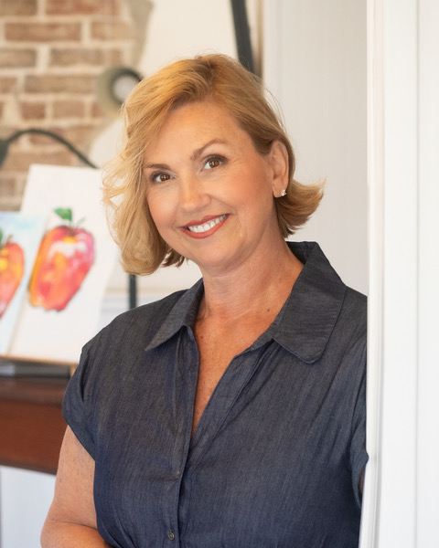 PaulaHeadshot | The Children's Book Review Paula J. Maloney, Illustrator Headshot