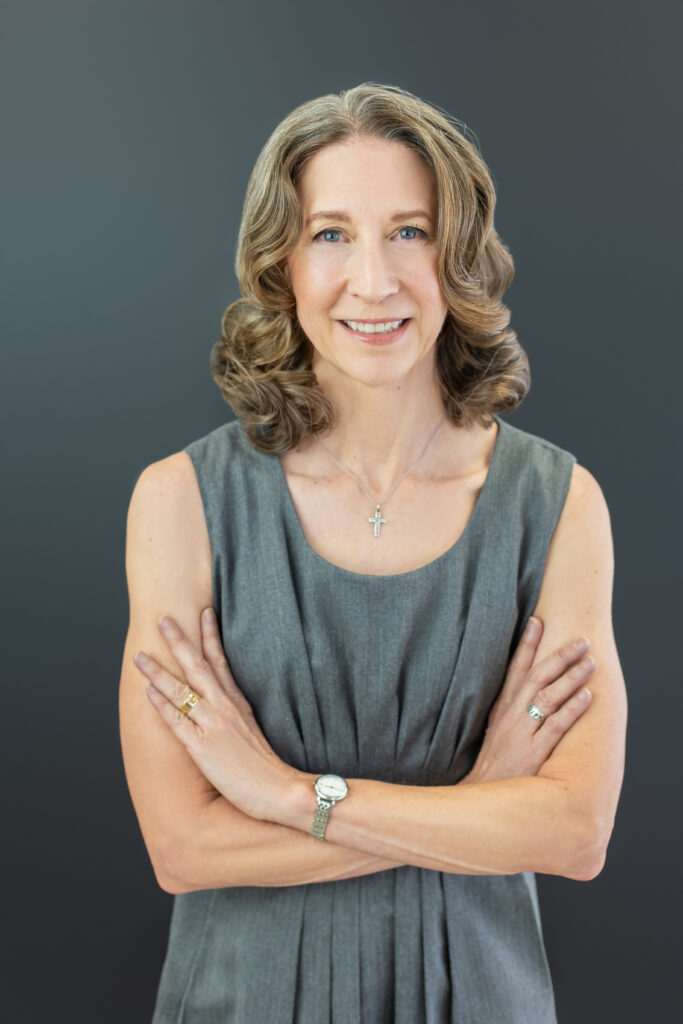 Gayle Veitenheimer is a writer.