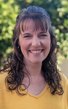 Carmen Joy Imes (PhD, Wheaton) Author Headshot